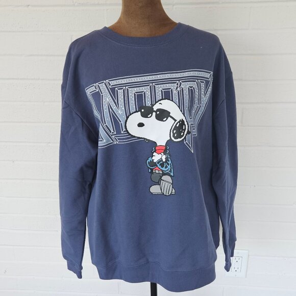This is a lmissies Snoopy Sweat Shirt NWT XL - Picture 1 of 7